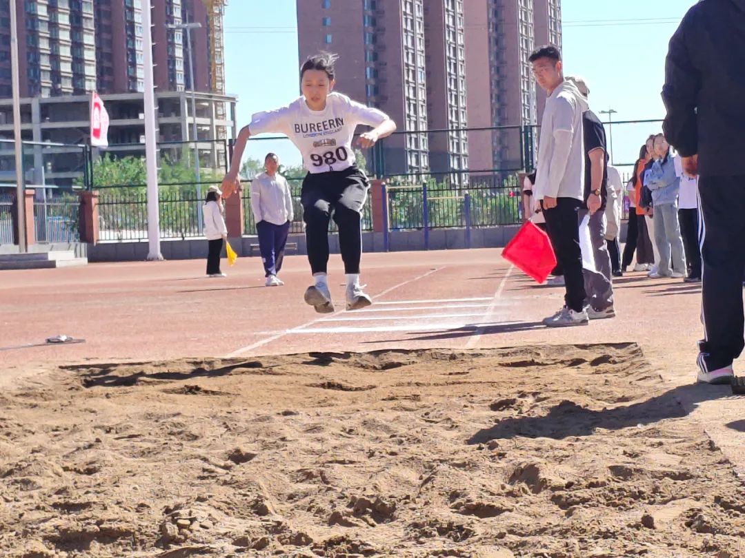 鼓励词运动会_运动会的鼓励语_鼓励运动会的话语