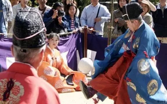 中国和英国足球历史比赛_英国足球比赛_英国足球联赛历史