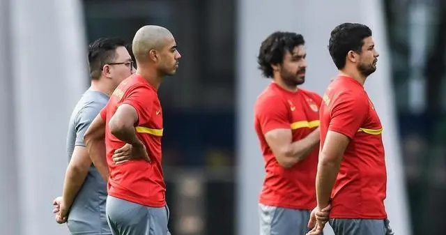英国足球比赛_中国和英国足球历史比赛_英国足球联赛历史