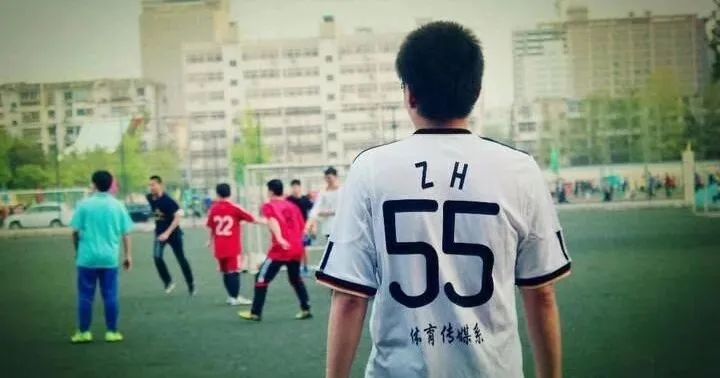 欧洲足球杯怎么买_欧洲杯买足球规则是什么样的_欧洲杯的球怎么买