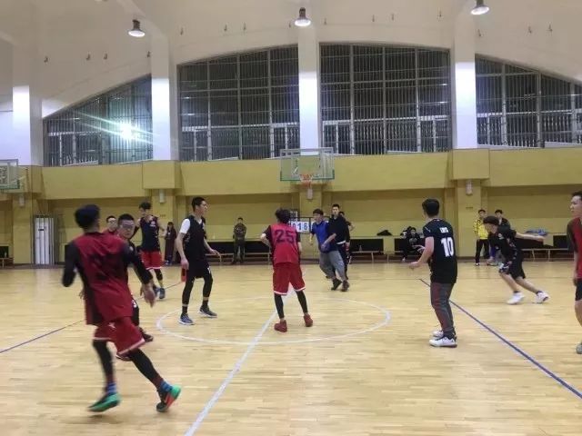 2018年10月6日学生会体育部组织各系