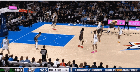 NBA雄鹿队萨纳西斯-阿德托昆博跟腱撕裂