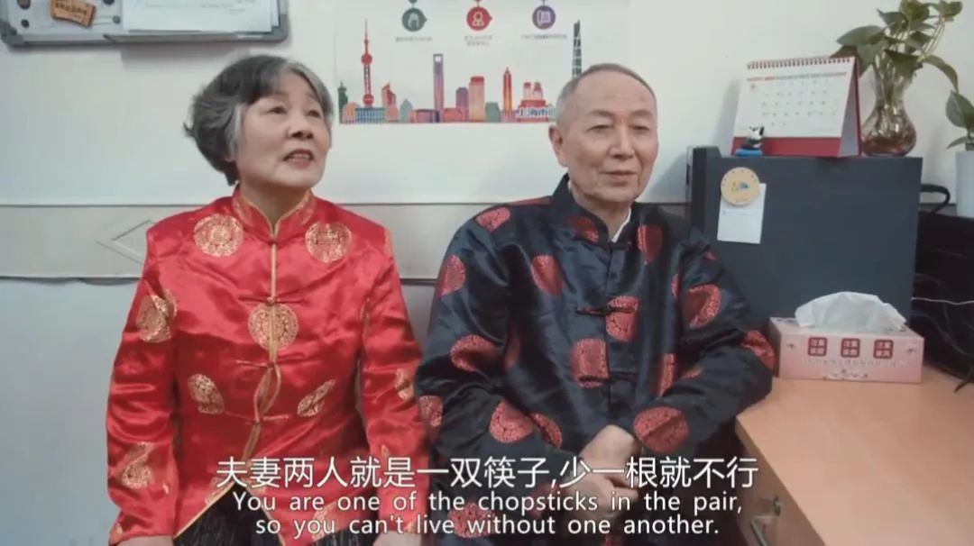 用拍婚纱照的钱请婚礼跟拍_拍婚纱照的钱该谁出_婚纱照钱谁拿