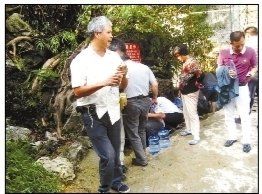 巴马长寿之乡的真相：瑶药泡脚与小分子团水