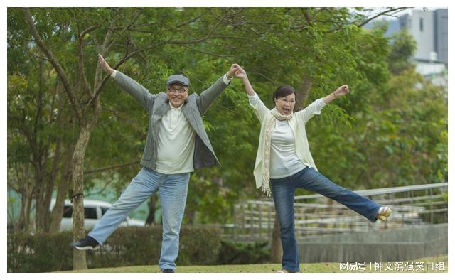 小夫妻有什么矛盾_夫妻有点小矛盾的说说_夫妻之间小矛盾