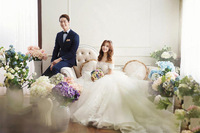 婚纱选照片精修时间到多久_婚纱照选片到精修时间_婚纱照精修出来多久安排排版