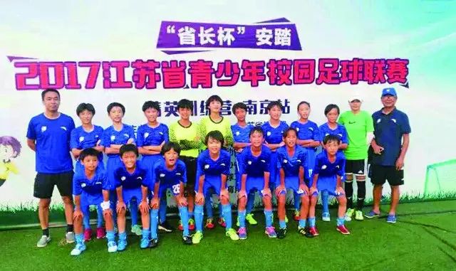 德国足球大赛冠军_名单足球冠军德国比赛视频_德国足球十大比赛冠军名单