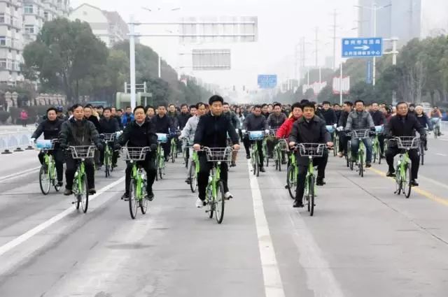 名单足球冠军德国比赛视频_德国足球大赛冠军_德国足球十大比赛冠军名单