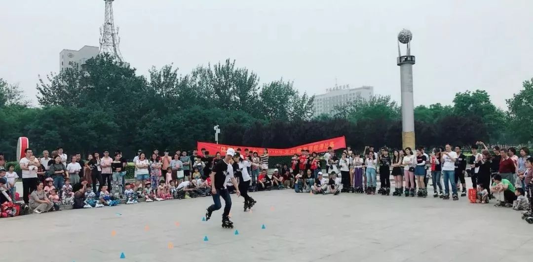 王者举重冠军是什么意思_曾经的王者举重冠军是谁_举重冠军多少钱