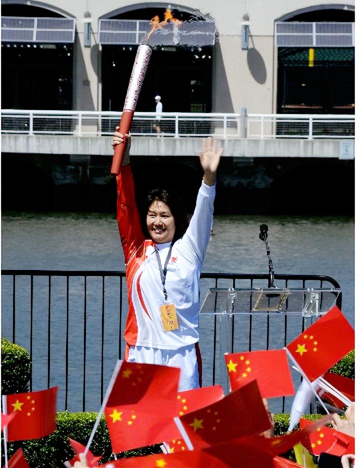 江苏大学游泳冠军女教练_江苏游泳世界冠军_江苏游泳队教练