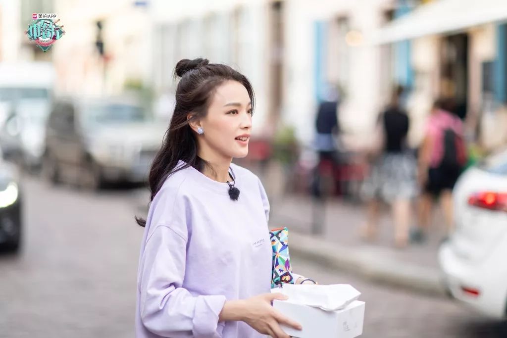 黑色和粉色婚纱_粉色婚纱照好不好_黑色个性粉色婚纱照搭配