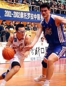 细数中国男篮队员绰号，谁是真正的王者？