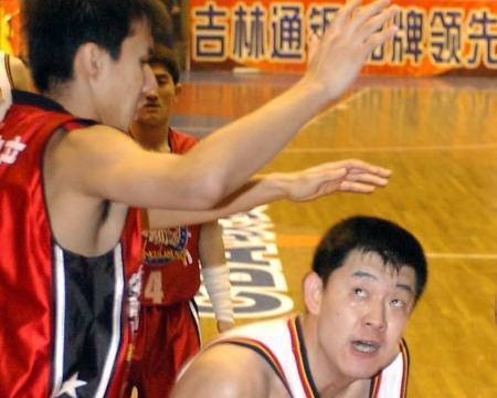 细数中国男篮队员绰号，谁是真正的王者？