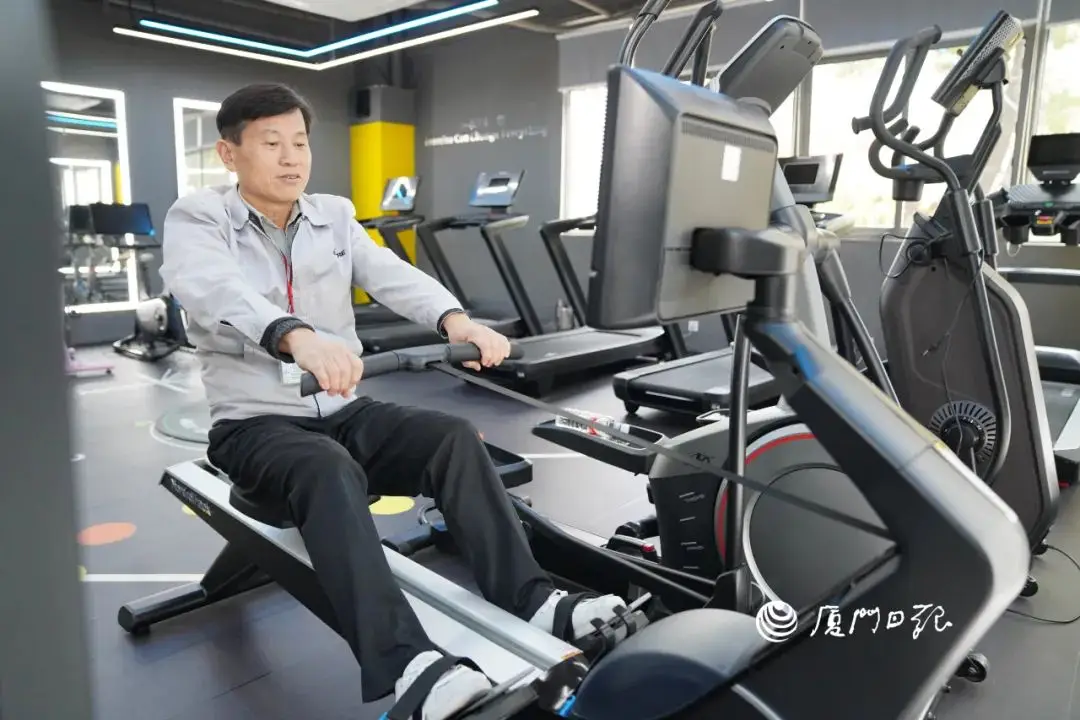 器材机械健身标准是什么_器械健身标准动作_机械健身器材标准
