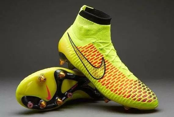 nike传奇足球鞋历史_nike传奇足球鞋_足球鞋传奇