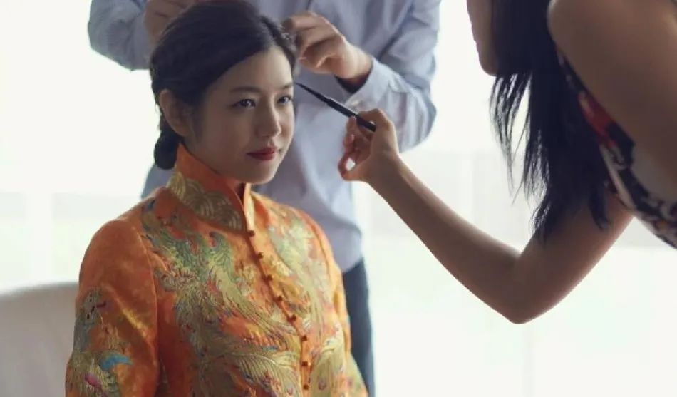 婚纱照牙齿不好看会给修嘛_牙齿不好看婚纱照表情管理_拍婚纱照牙齿太丑怎么办