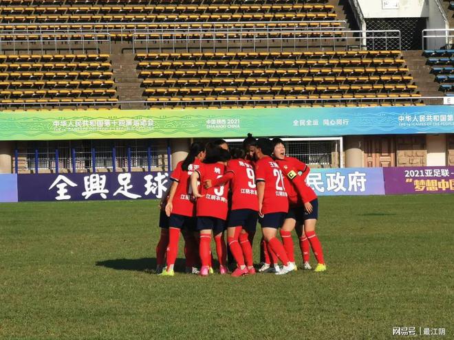 江阴市高级中学足球冠军_江阴足球学校_江阴足球青训