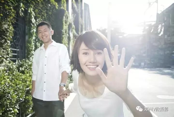 客厅婚纱照5幅挂墙上参照图_外景婚纱照客厅_婚纱客厅外景照片大全