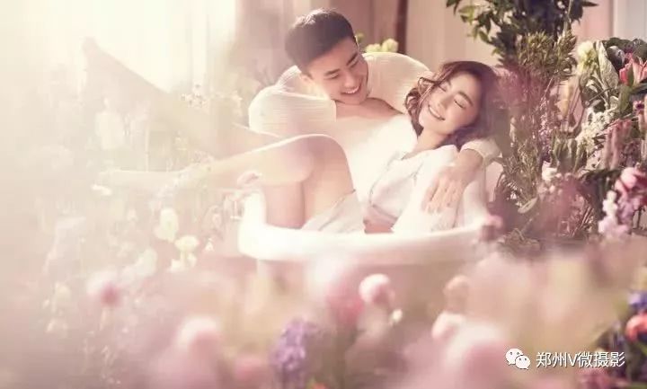 婚纱客厅外景照片大全_外景婚纱照客厅_客厅婚纱照5幅挂墙上参照图