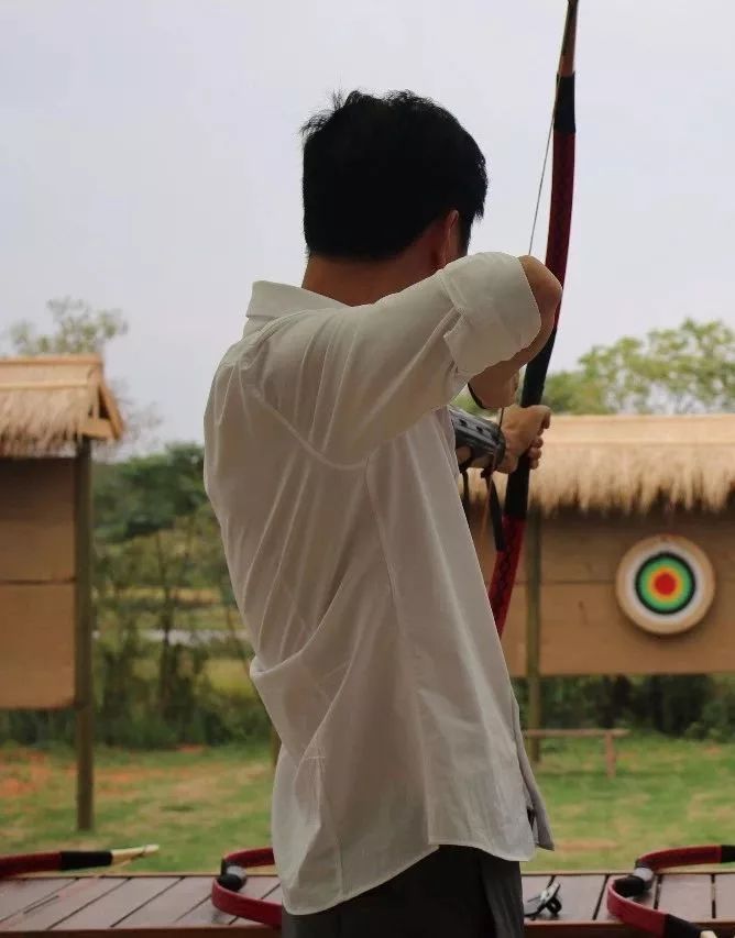 婚纱单人照类型风格有什么_单人婚纱照的意义_婚纱照单人类型有哪些风格
