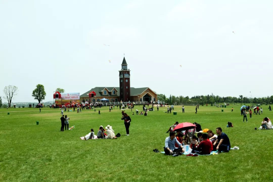 单人婚纱照的意义_婚纱单人照类型风格有什么_婚纱照单人类型有哪些风格