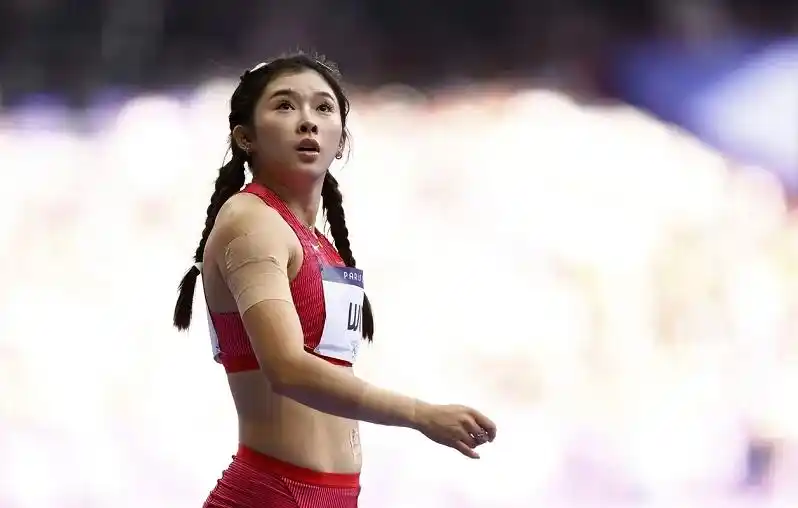举重冠军石智勇12秒_举重冠军石智勇重名_两个石智勇举重冠军