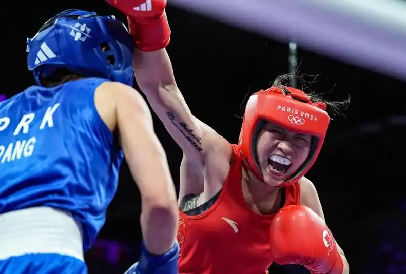 两个石智勇举重冠军_举重冠军石智勇重名_举重冠军石智勇12秒