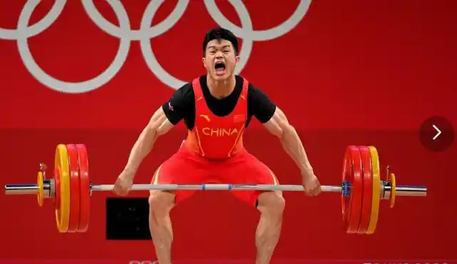 举重石智勇夺冠视频_举重冠军石智勇属什么生肖_两个石智勇举重冠军