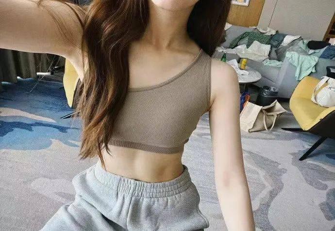 明星健身视频袁姗姗_视频健身明星袁姗姗是谁_健身达人袁姗姗