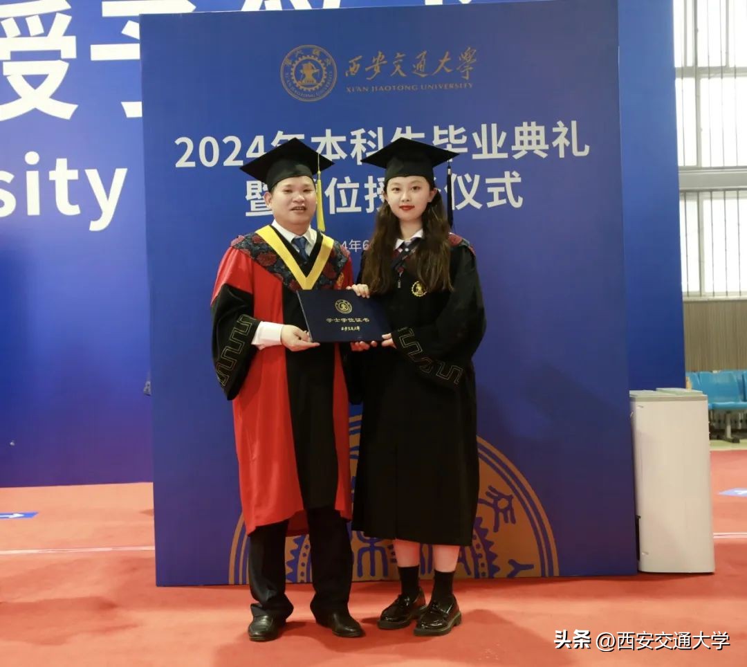 创业交大故事简介_大学生创业故事视频_交大 创业故事