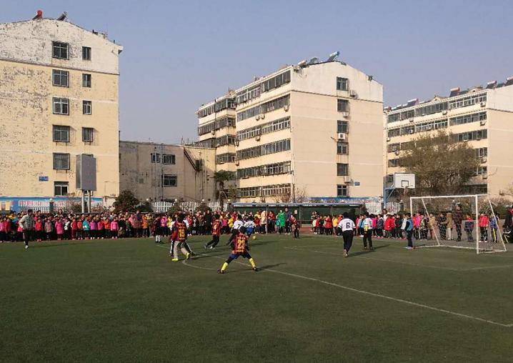 泰安足球学校在哪_泰安足球培训学校_泰安足球学院校园冠军