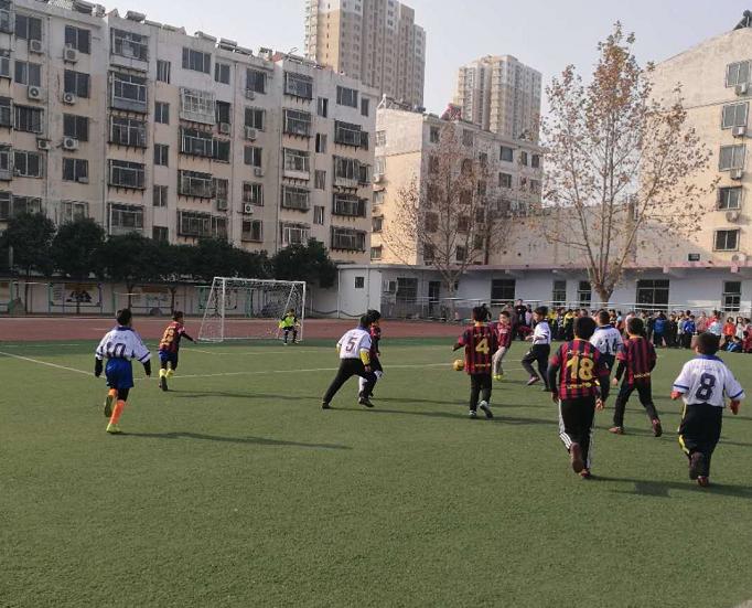 泰安足球培训学校_泰安足球学院校园冠军_泰安足球学校在哪