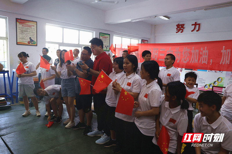 侯志慧东京奥运会夺冠，湖南桂阳籍举重选手