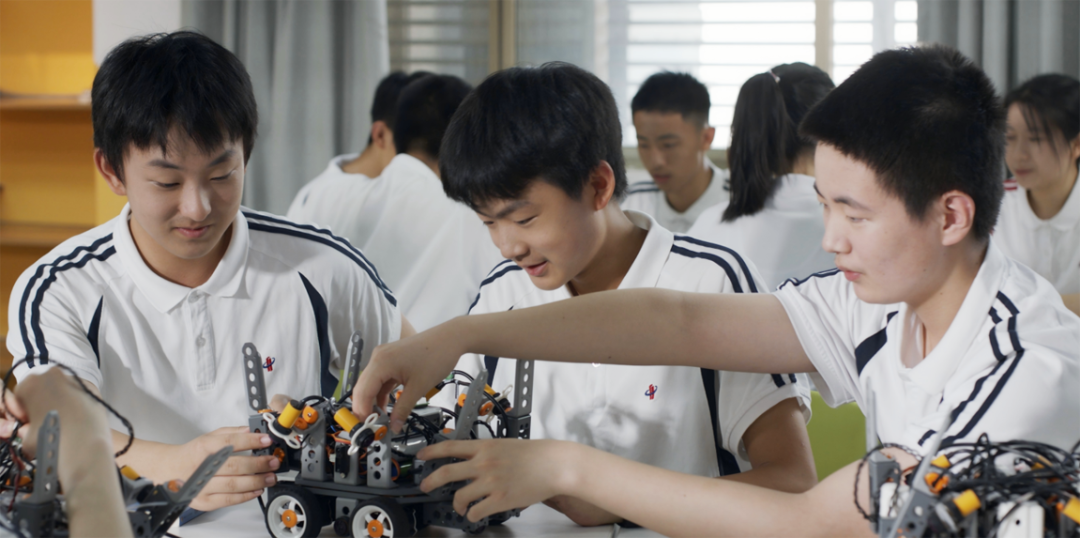 中小学培养学生未来三大关键能力：批判性思