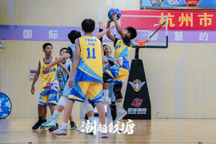 打篮球内线规则_篮球规则打内线怎么打_篮球规则打内线算犯规吗