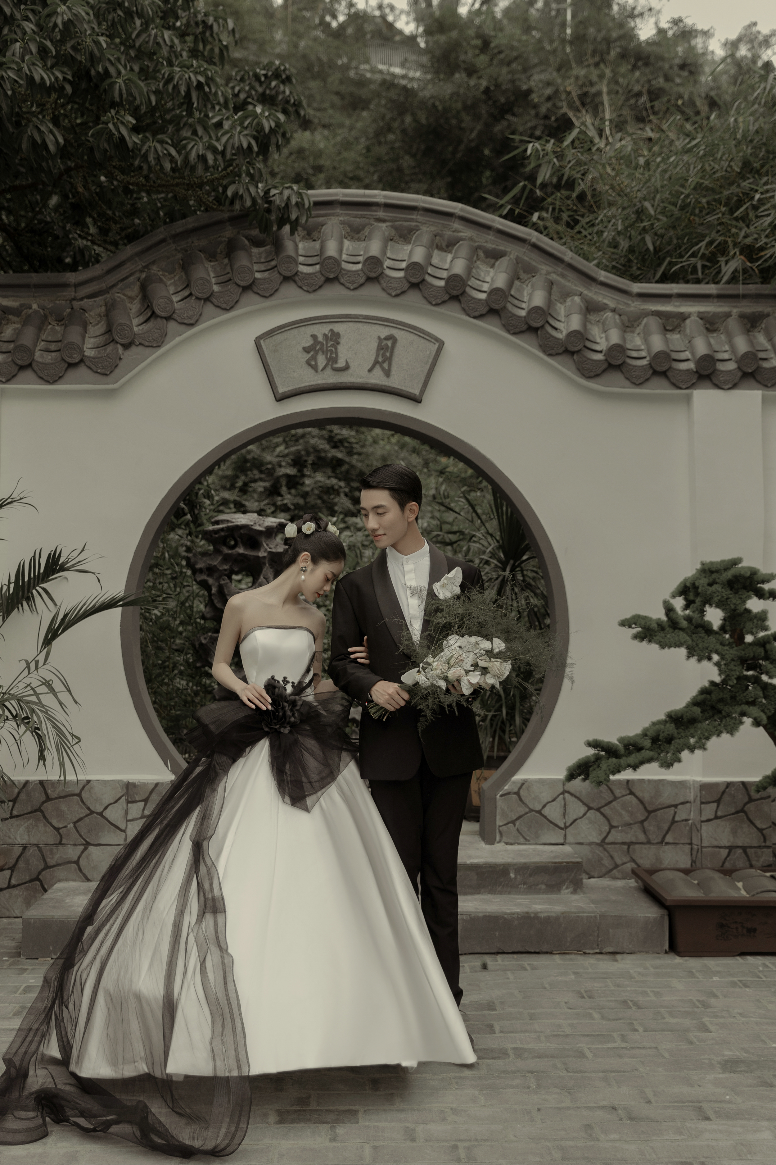 婚纱夜景穿什么衣服_婚纱照选择内景还是夜景_婚纱照夜景好看吗