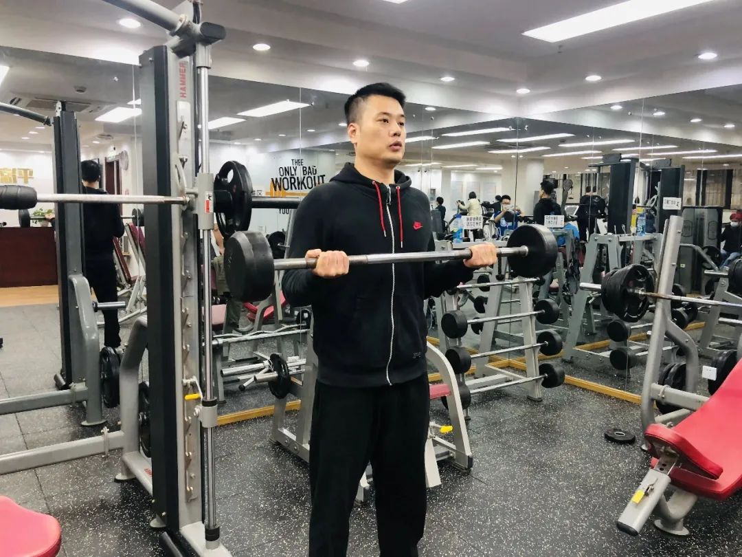 8元健身房私教_健身房私教价格表_健身房私教价格表图片大全