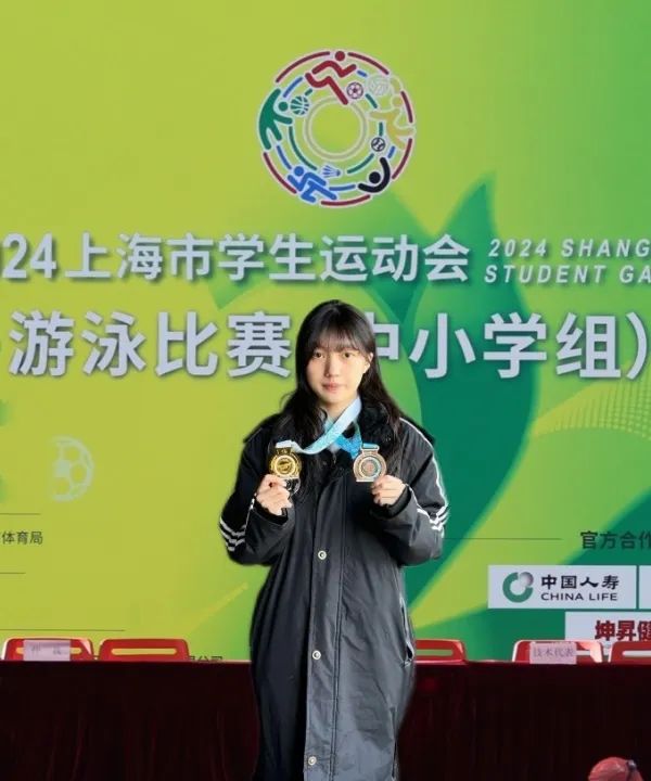 高中运动会有一万米吗_高中运动会有什么项目_高中有什么运动会吗