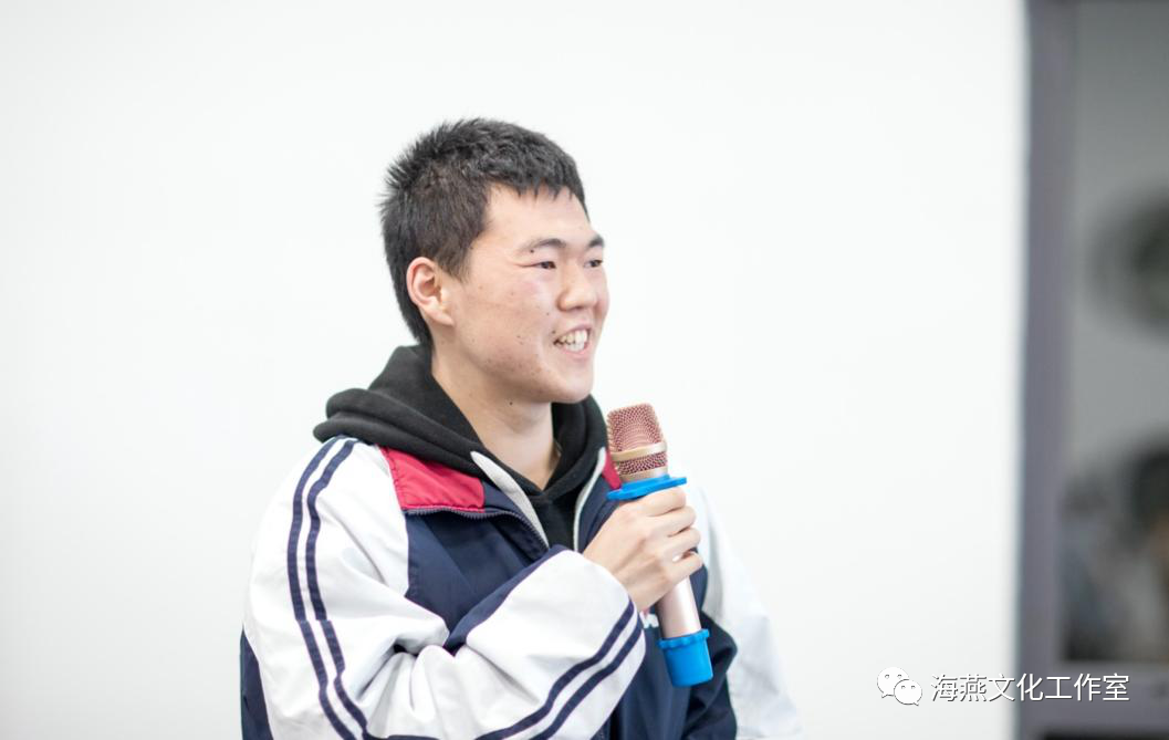 女嘉宾和举重冠军小说_举重冠军采访_举重直播嘉宾