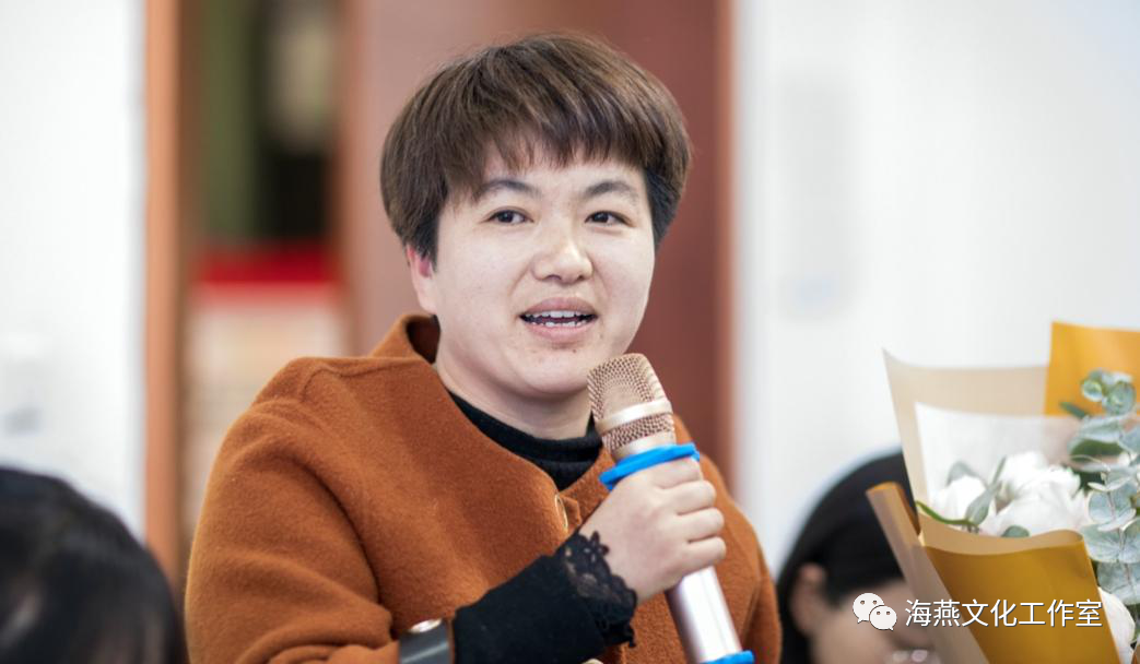 举重直播嘉宾_女嘉宾和举重冠军小说_举重冠军采访
