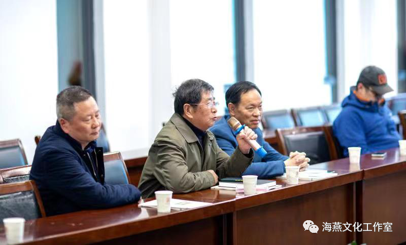 举重直播嘉宾_女嘉宾和举重冠军小说_举重冠军采访