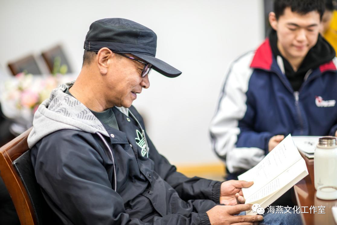 举重冠军采访_女嘉宾和举重冠军小说_举重直播嘉宾