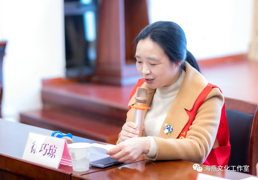 举重冠军采访_女嘉宾和举重冠军小说_举重直播嘉宾
