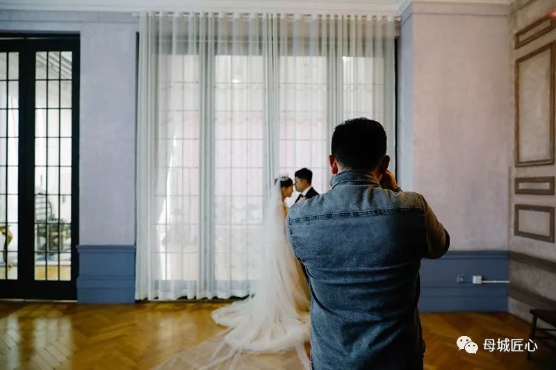 婚纱照光影效果_外景婚纱照光影场景图_婚纱光影外景照场景图片大全