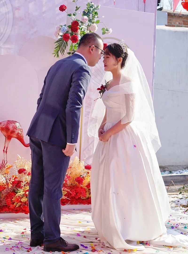 农村简单的结婚仪式司仪怎么说_农村婚礼司仪流程_农村过事结婚司仪流程