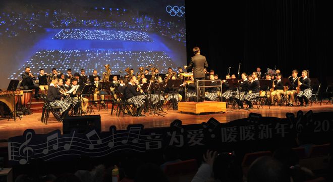 中学足球比赛规则详解_视频解读联赛足球规则中学生版_中学足球联赛规则解读视频
