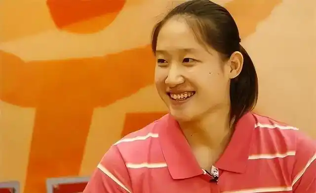中国女子游泳名将刘子歌视频_游泳冠军刘子歌照片_游泳运动员刘子歌图片