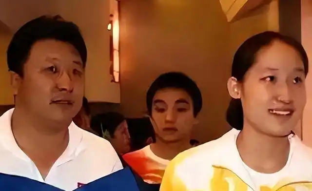 游泳冠军刘子歌照片_中国女子游泳名将刘子歌视频_游泳运动员刘子歌图片
