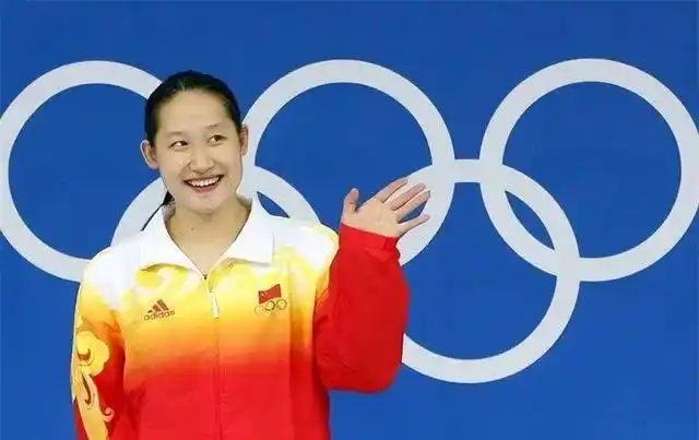 游泳运动员刘子歌图片_游泳冠军刘子歌照片_中国女子游泳名将刘子歌视频
