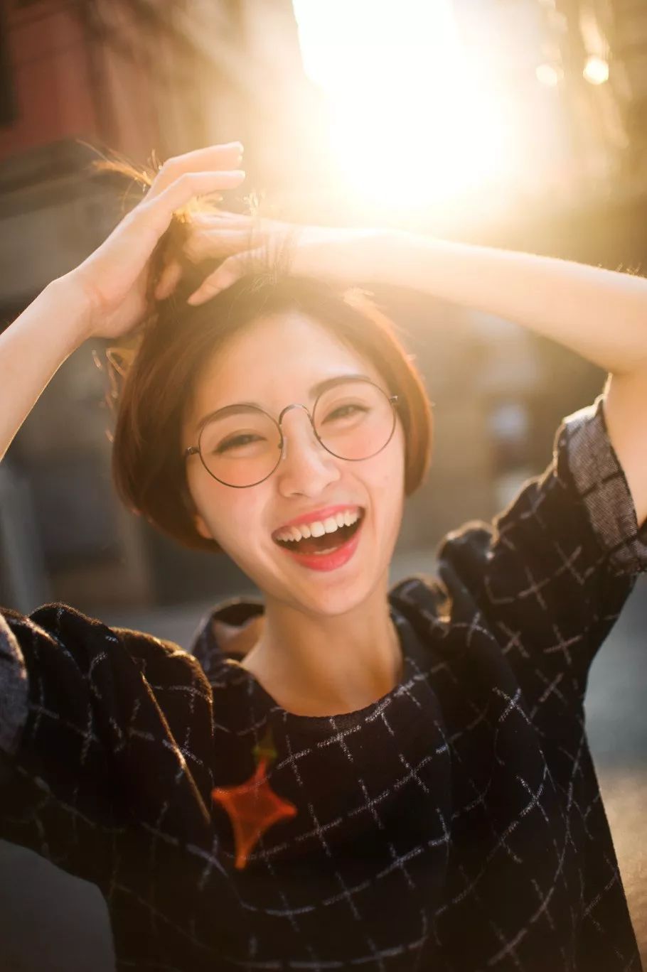 拍婚纱照的朋友圈_拍婚纱照发朋友圈文案_跟朋友一起拍婚纱照行吗